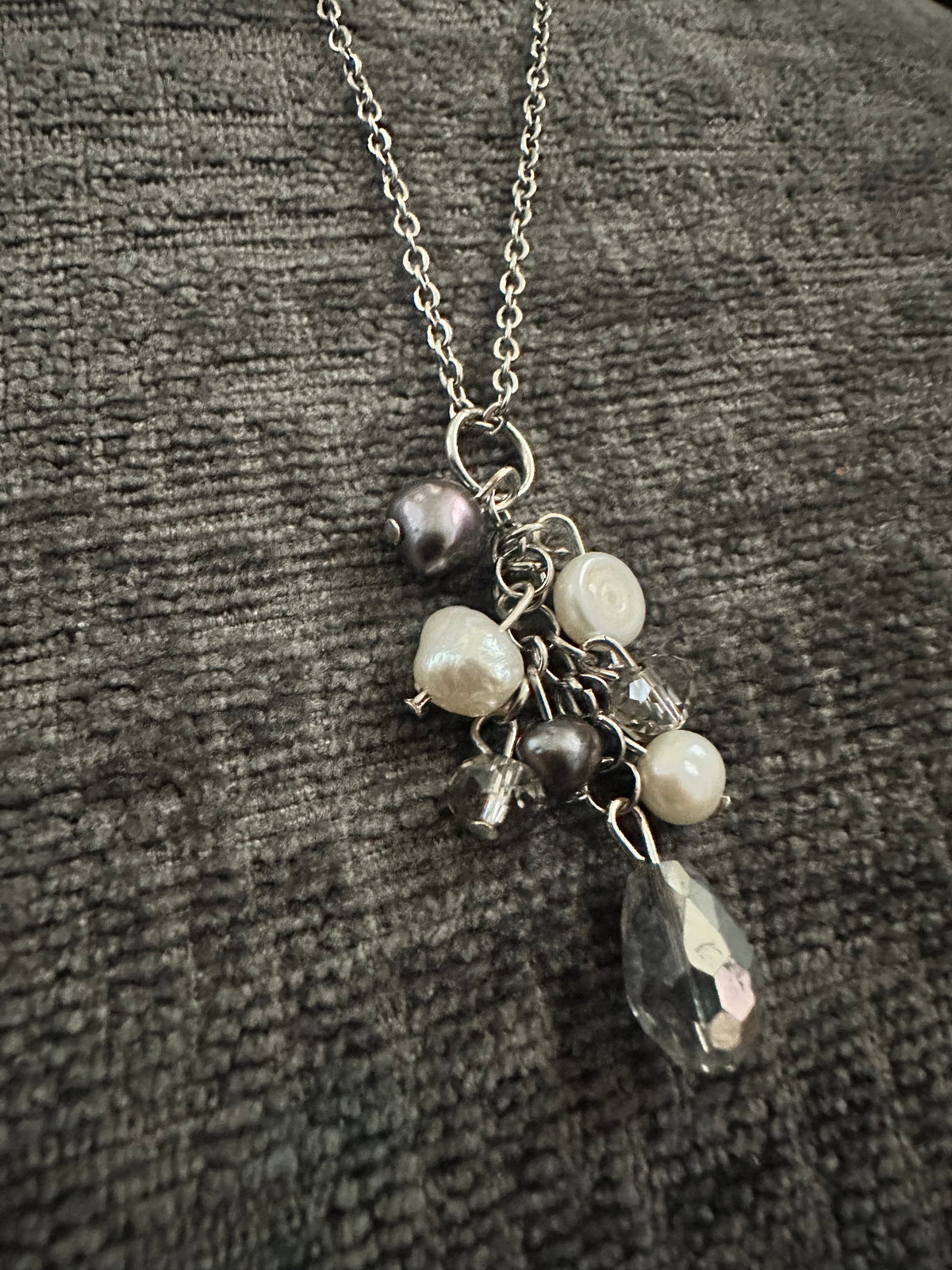 Midnight Pearl Cluster Necklace